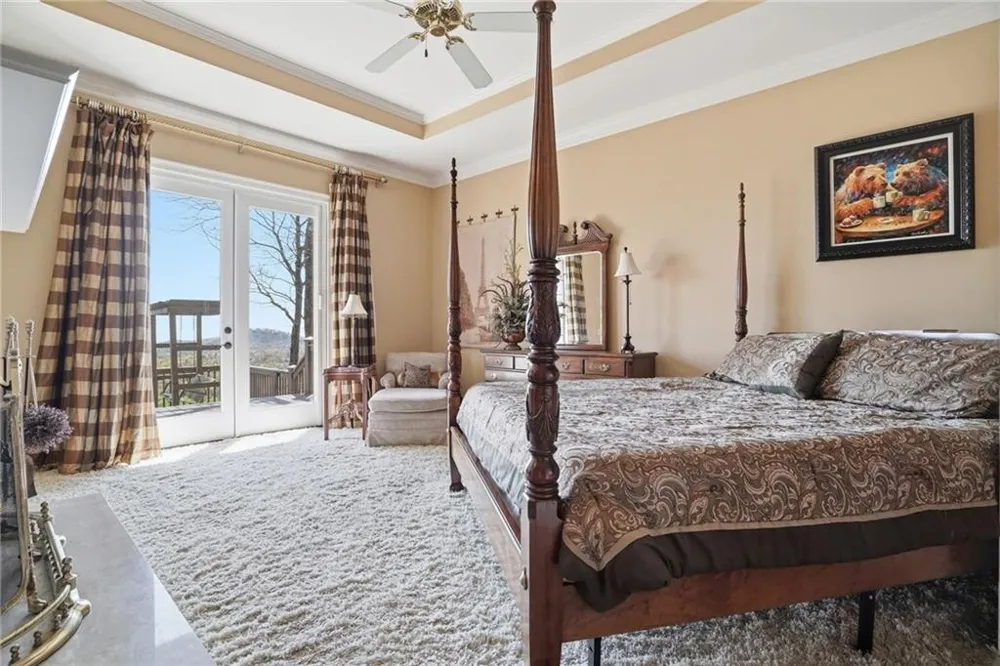 1021 Falcon Heights Big Canoe, GA 30143