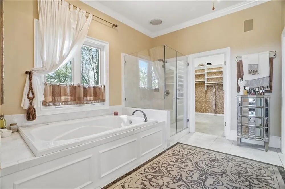 1021 Falcon Heights Big Canoe, GA 30143
