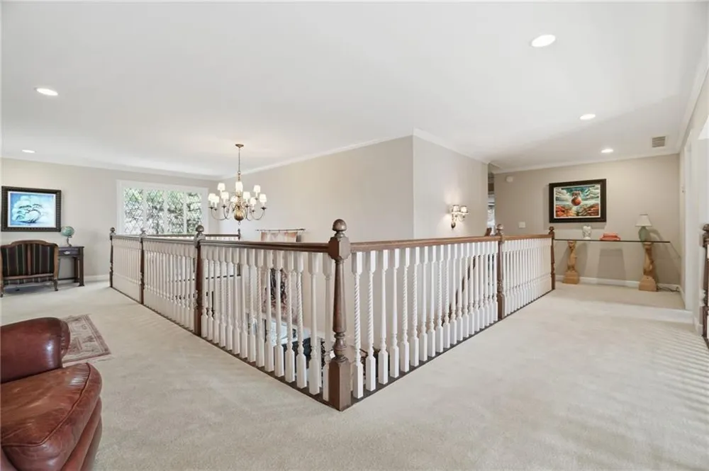 1021 Falcon Heights Big Canoe, GA 30143