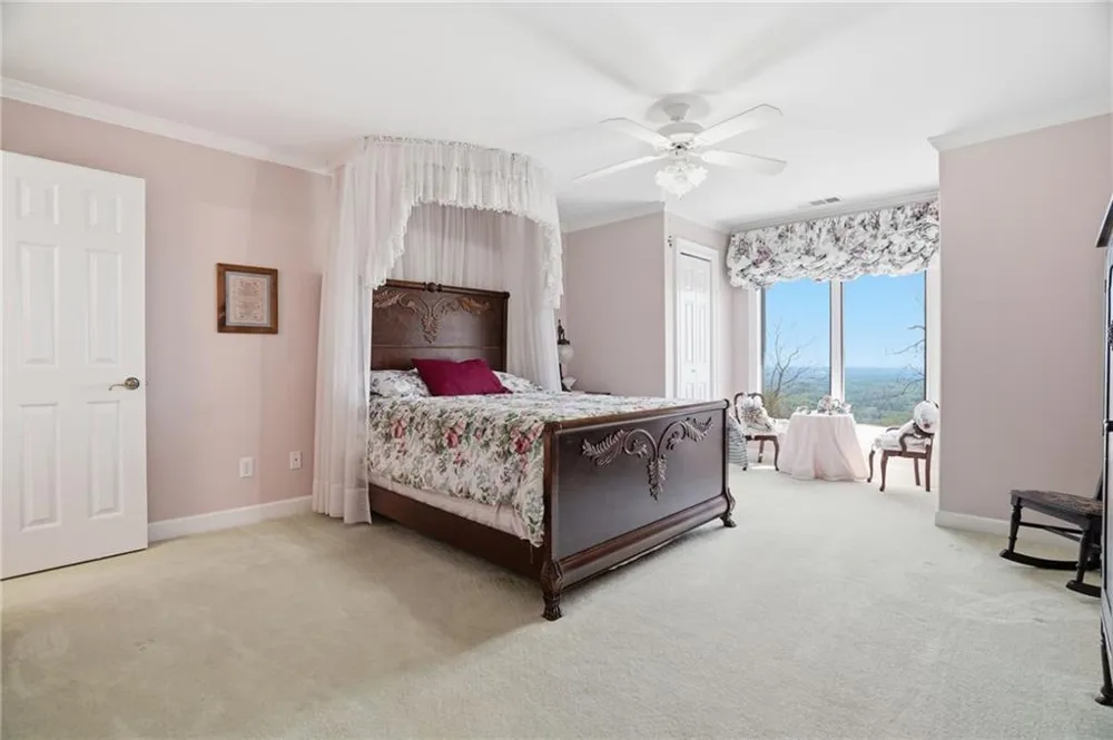 1021 Falcon Heights Big Canoe, GA 30143
