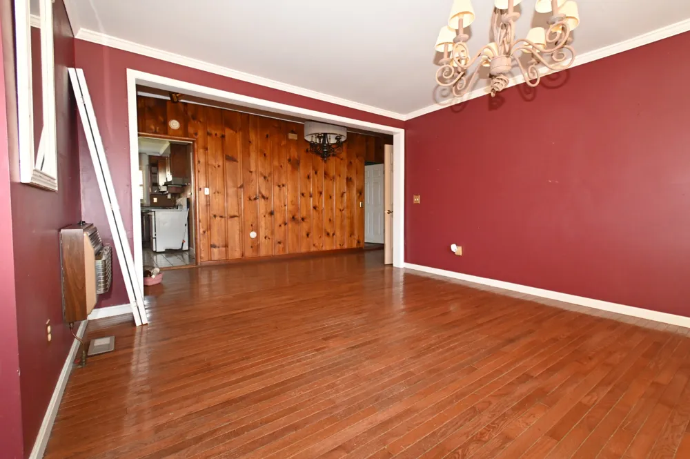 239 Brooklyn Ave Linden, TN 37096