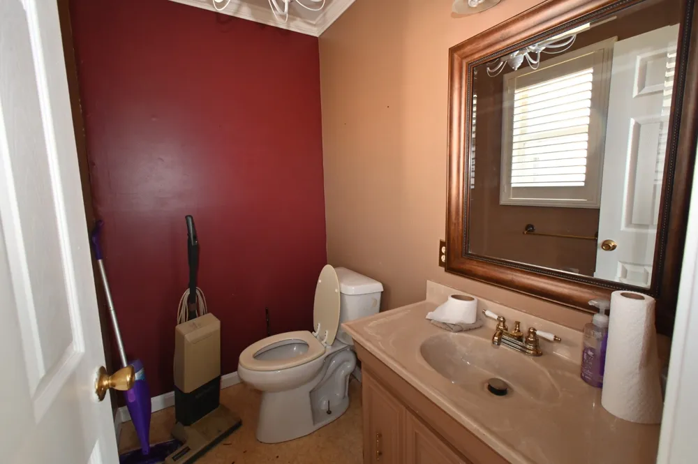 239 Brooklyn Ave Linden, TN 37096