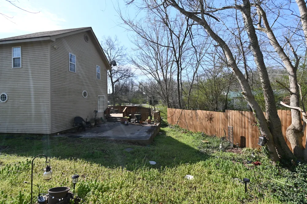239 Brooklyn Ave Linden, TN 37096