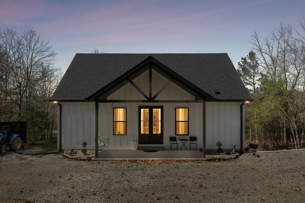 1602 White Oak Rd Stewart, TN 37175