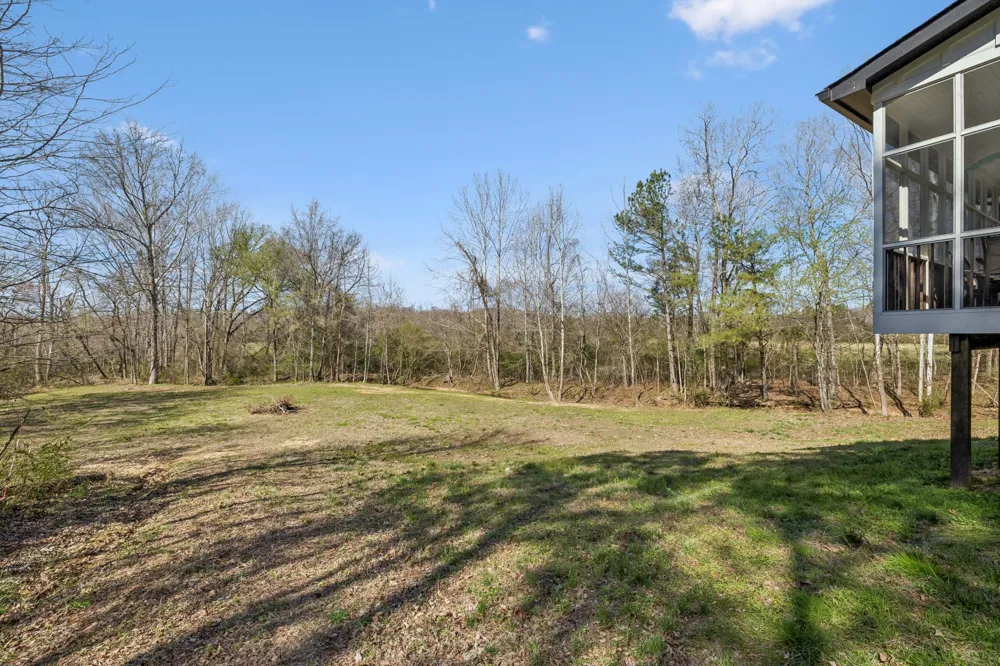 1602 White Oak Rd Stewart, TN 37175
