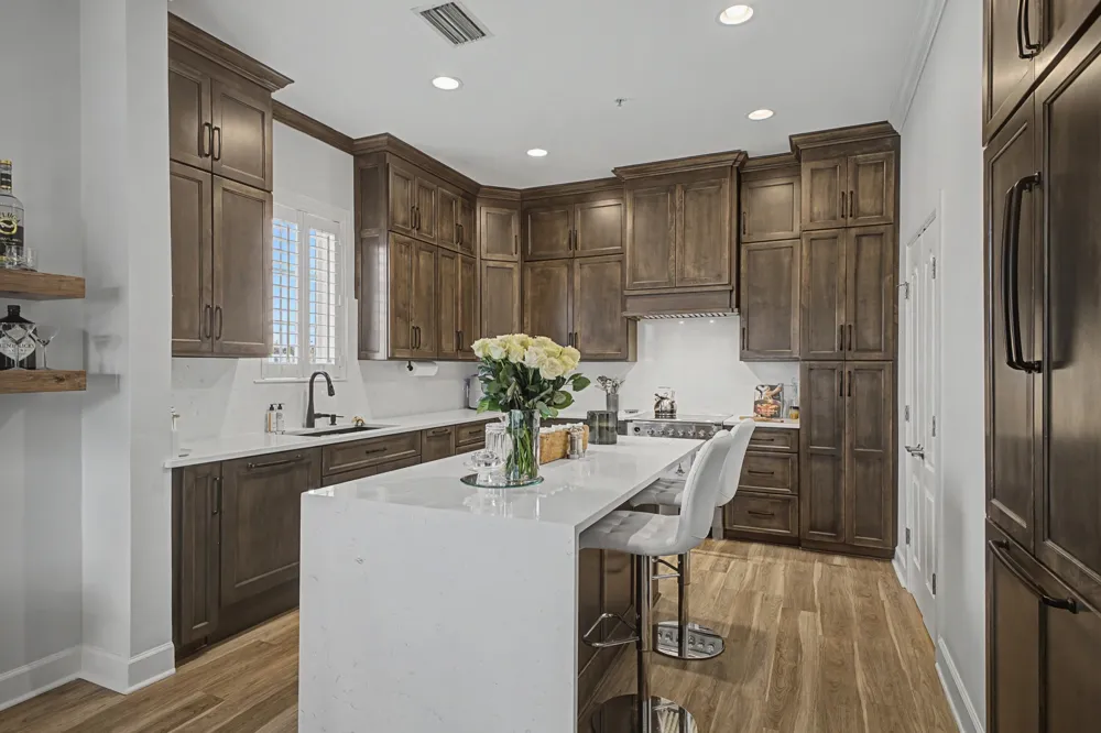 305 Seven Springs Way #403 Brentwood, TN 37027