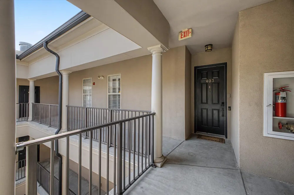 305 Seven Springs Way #403 Brentwood, TN 37027