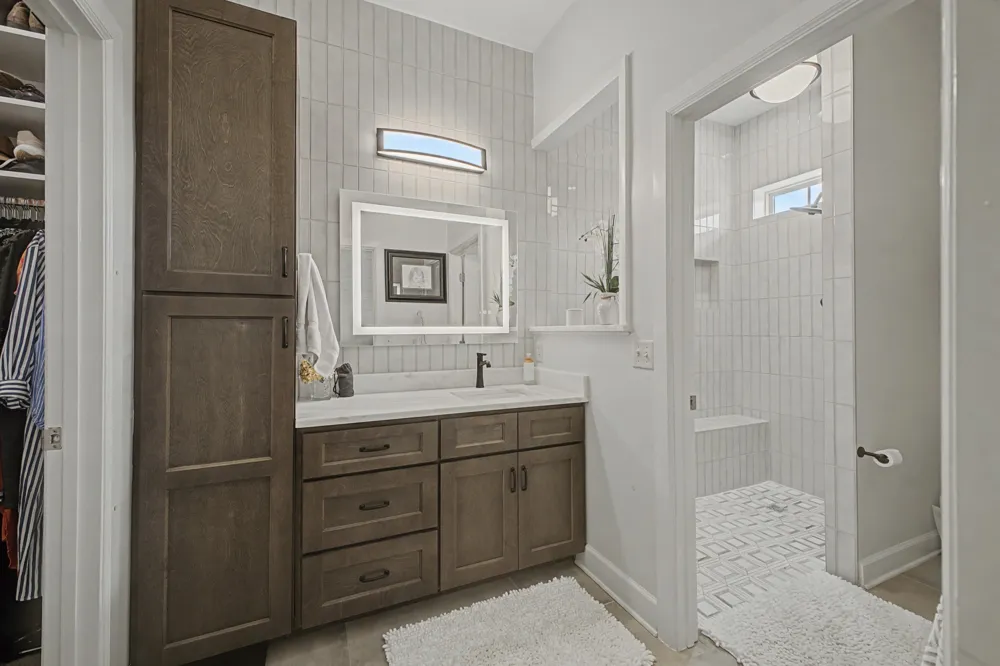 305 Seven Springs Way #403 Brentwood, TN 37027