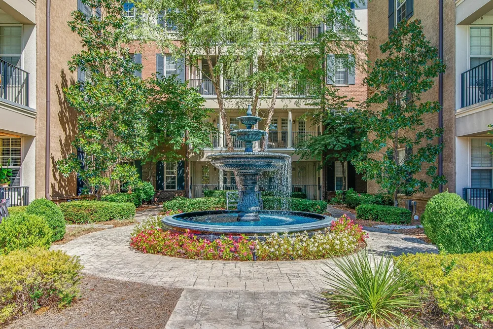 305 Seven Springs Way #403 Brentwood, TN 37027