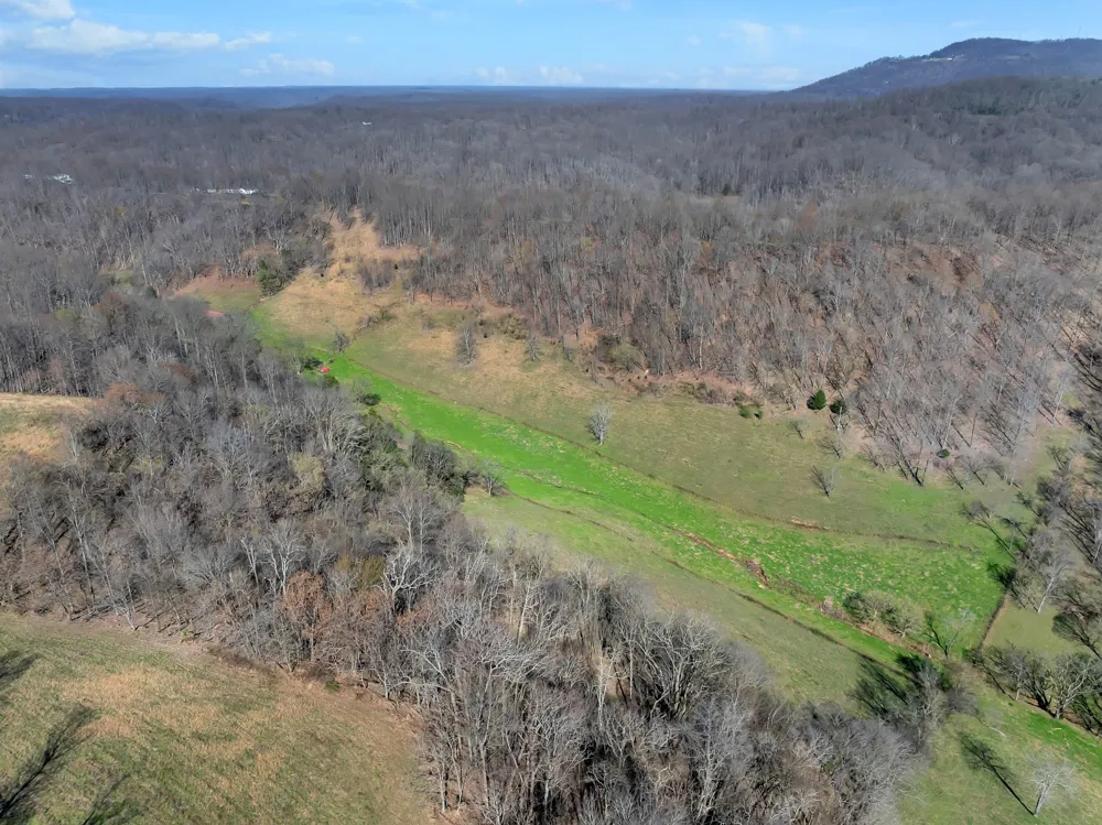 546 Womack Hollow Rd Liberty, TN 37095