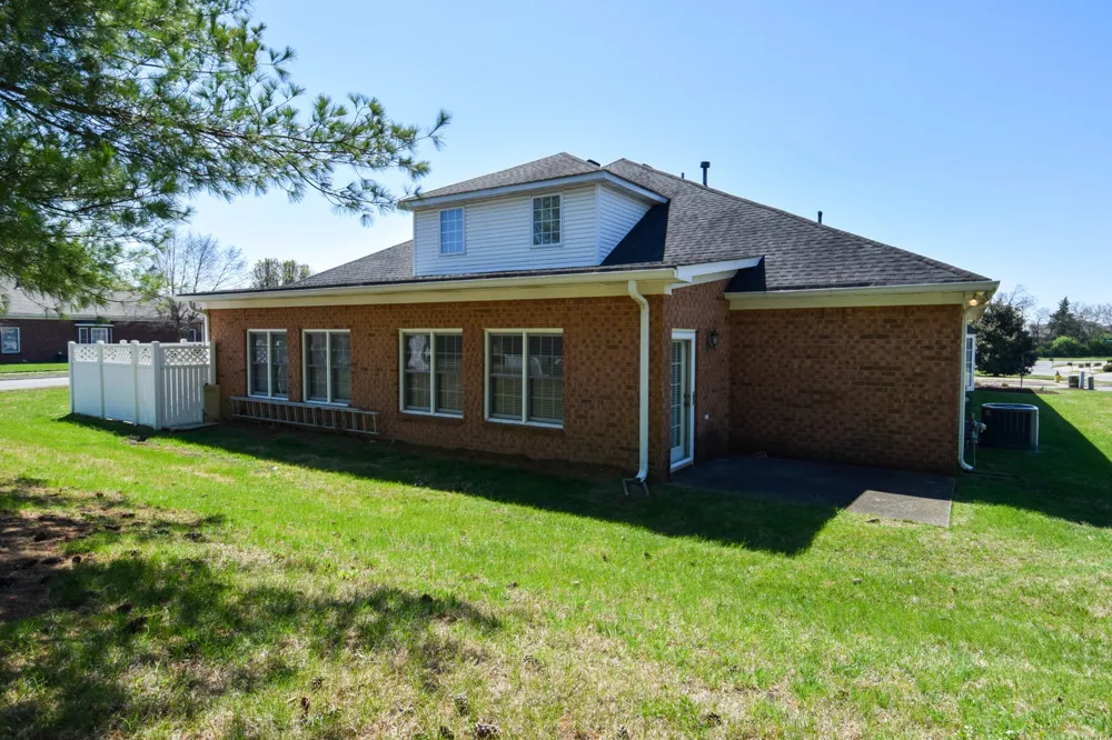 441 Brady Ln Gallatin, TN 37066