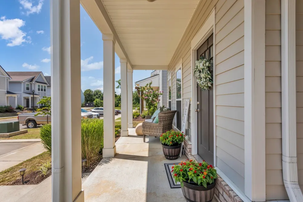 2563 Napa Valley Way Columbia, TN 38401