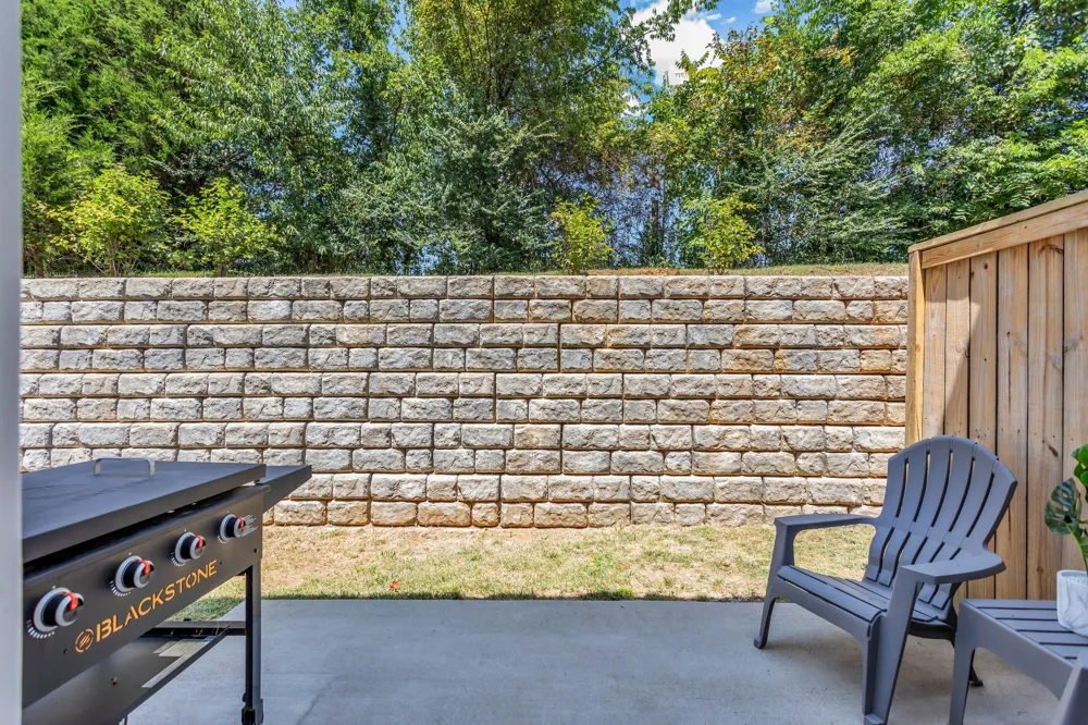 2563 Napa Valley Way Columbia, TN 38401