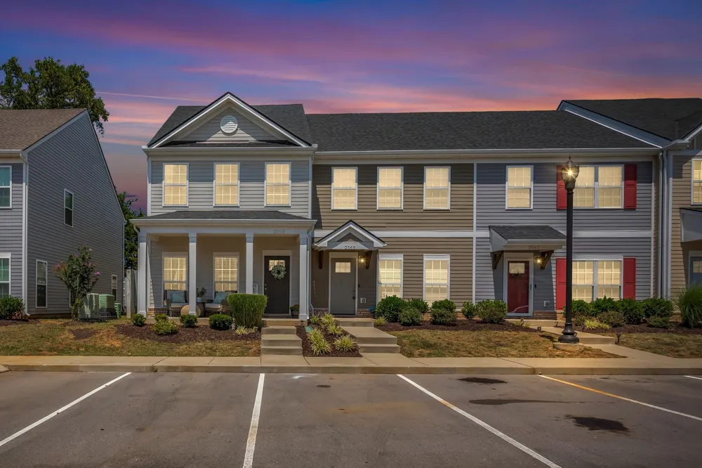 2563 Napa Valley Way Columbia, TN 38401
