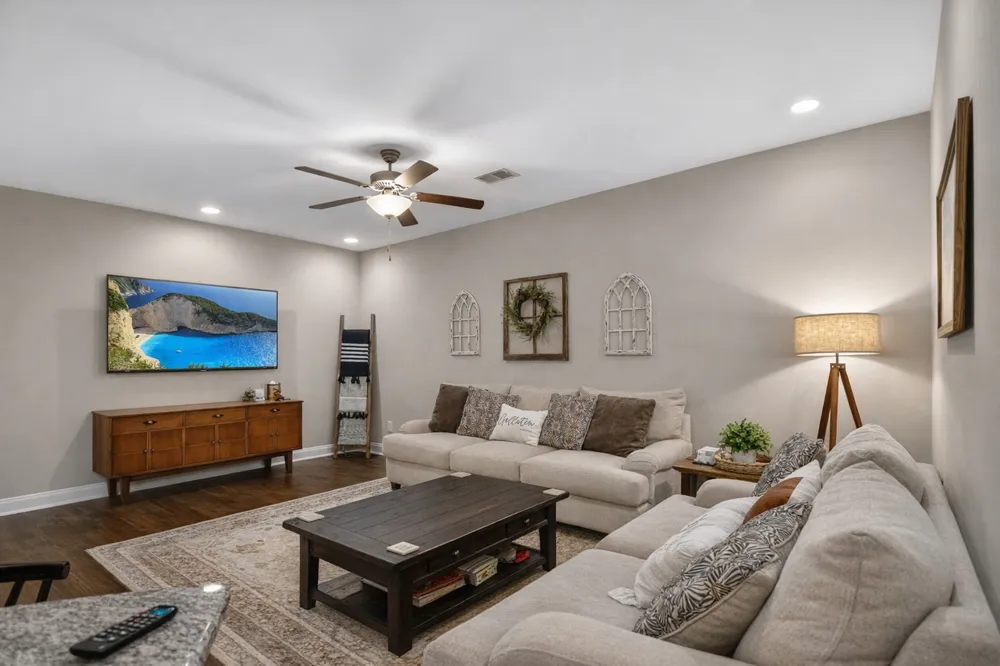 233 Claremont Ct Gallatin, TN 37066