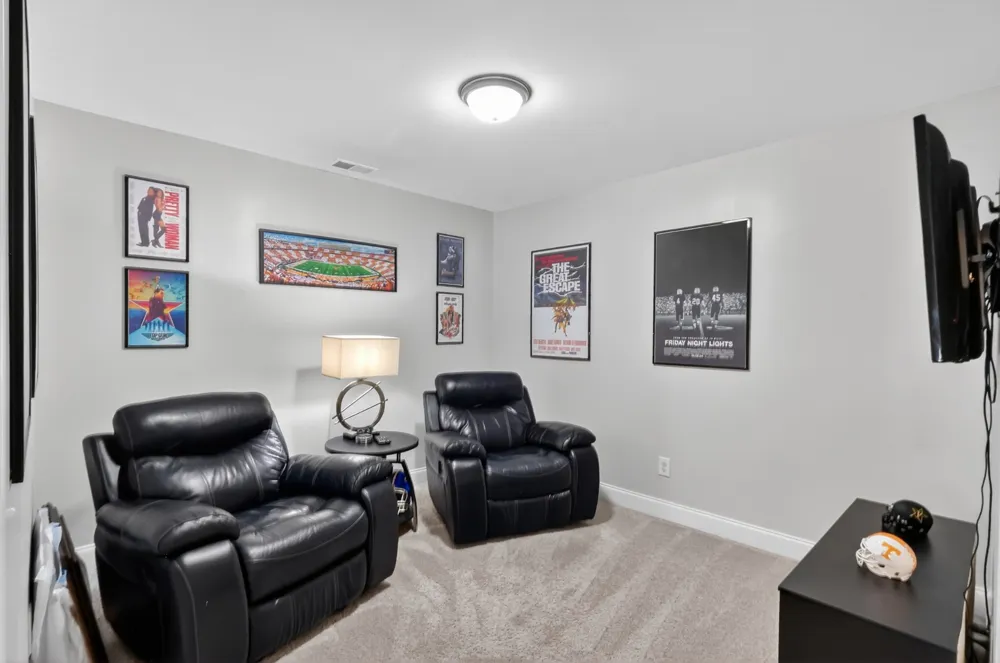 233 Claremont Ct Gallatin, TN 37066