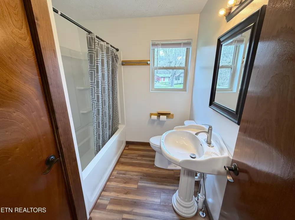 1059 Blue Mill Rd Del Rio, TN 37727