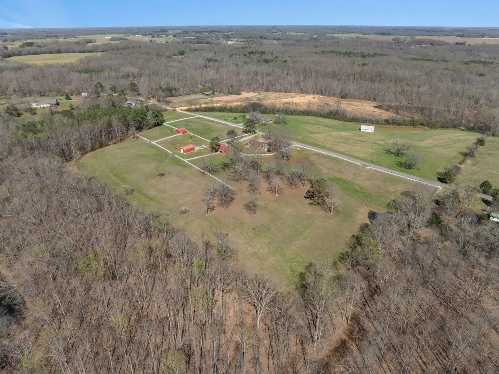 1290 County Road 496 Lexington, AL 35648