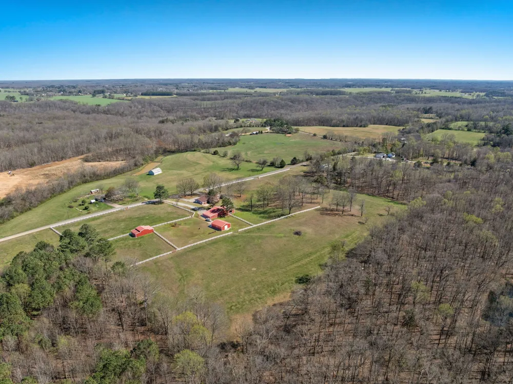 1290 County Road 496 Lexington, AL 35648