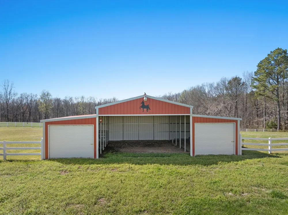 1290 County Road 496 Lexington, AL 35648