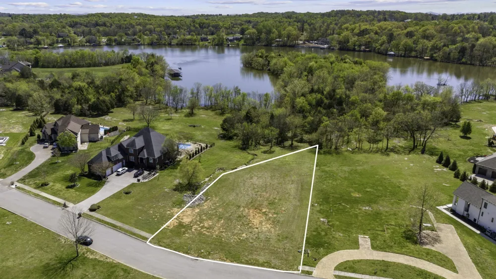 304 Stonebrook Pt Lebanon, TN 37087