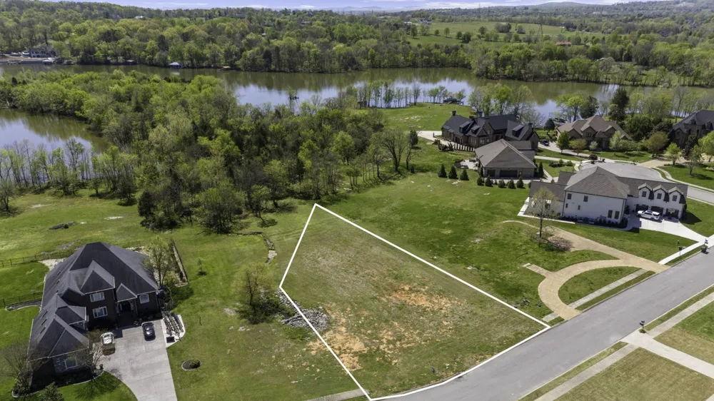 304 Stonebrook Pt Lebanon, TN 37087