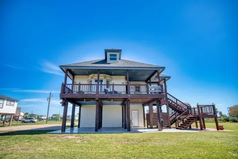 203 Francis Cove