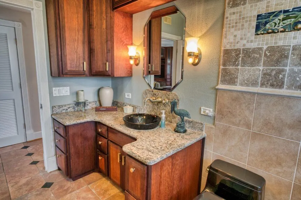 203 Francis Cove Surfside Beach, TX 77541