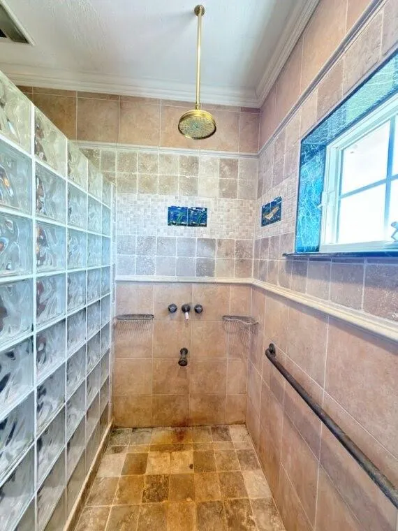 203 Francis Cove Surfside Beach, TX 77541