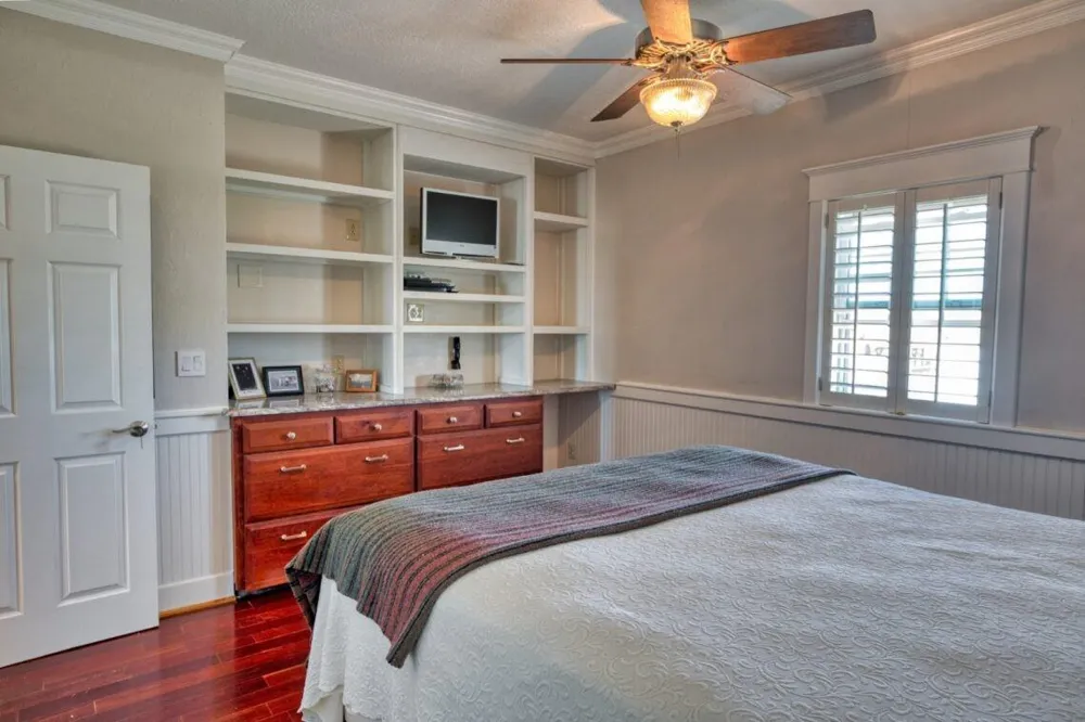 203 Francis Cove Surfside Beach, TX 77541
