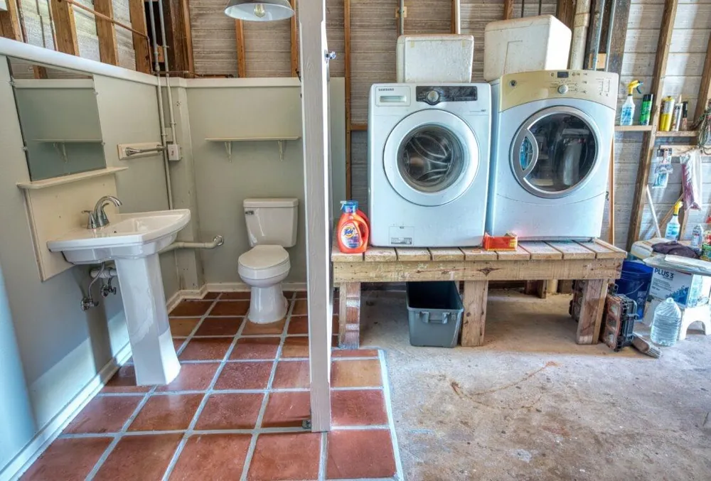 203 Francis Cove Surfside Beach, TX 77541