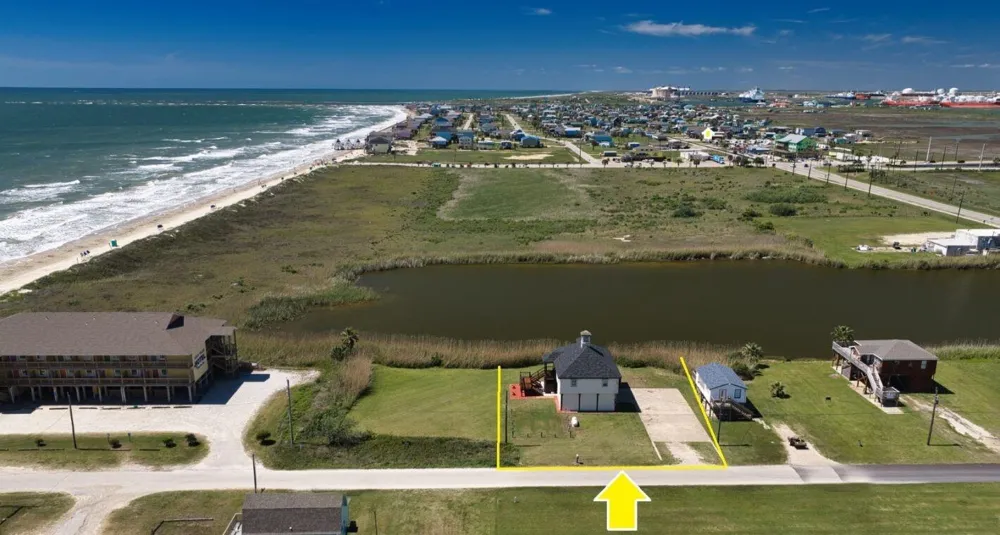 203 Francis Cove Surfside Beach, TX 77541