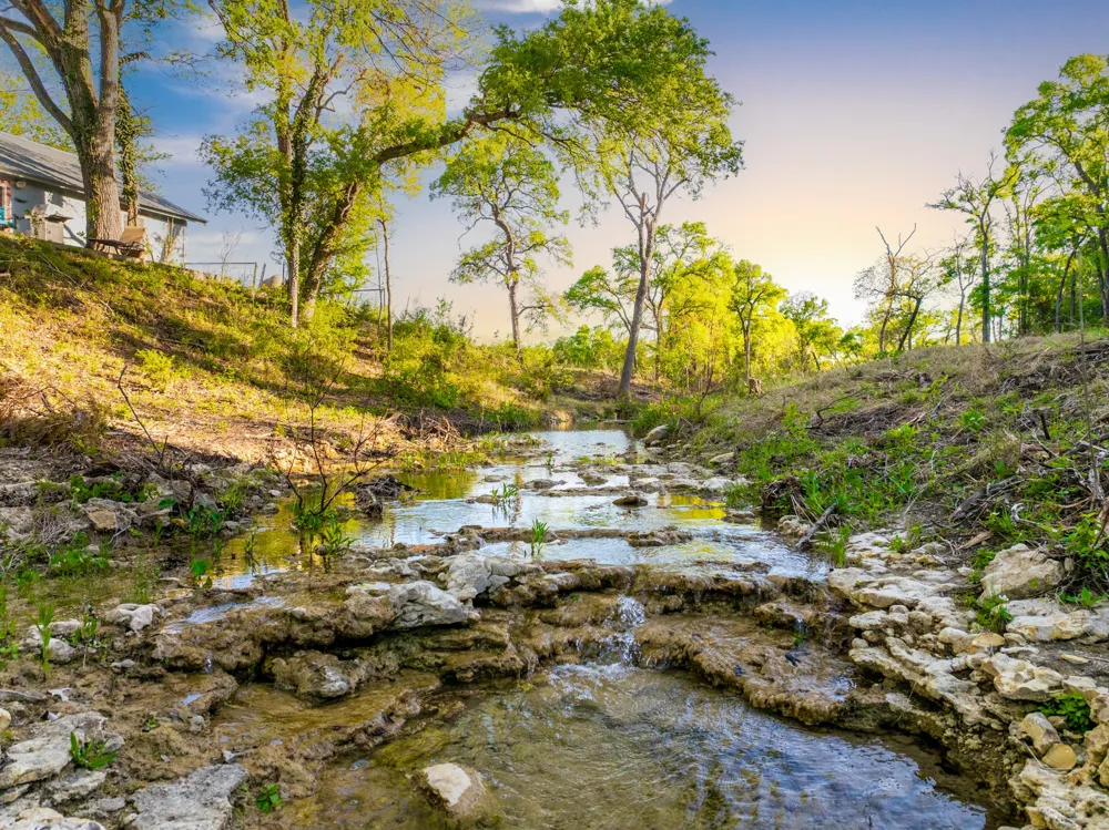 6234 S Fm 1174 Bertram, TX 78605