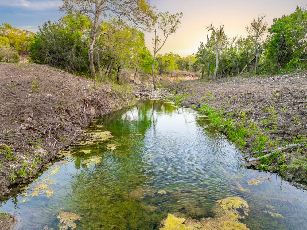 6234 S Fm 1174 Bertram, TX 78605