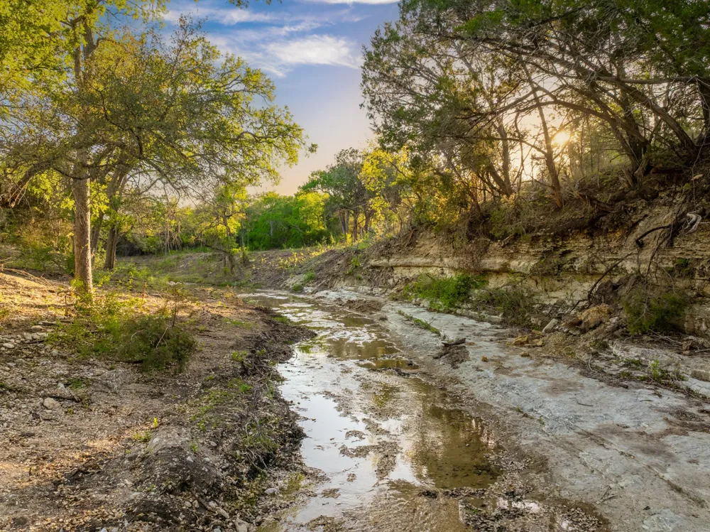 6234 S Fm 1174 Bertram, TX 78605