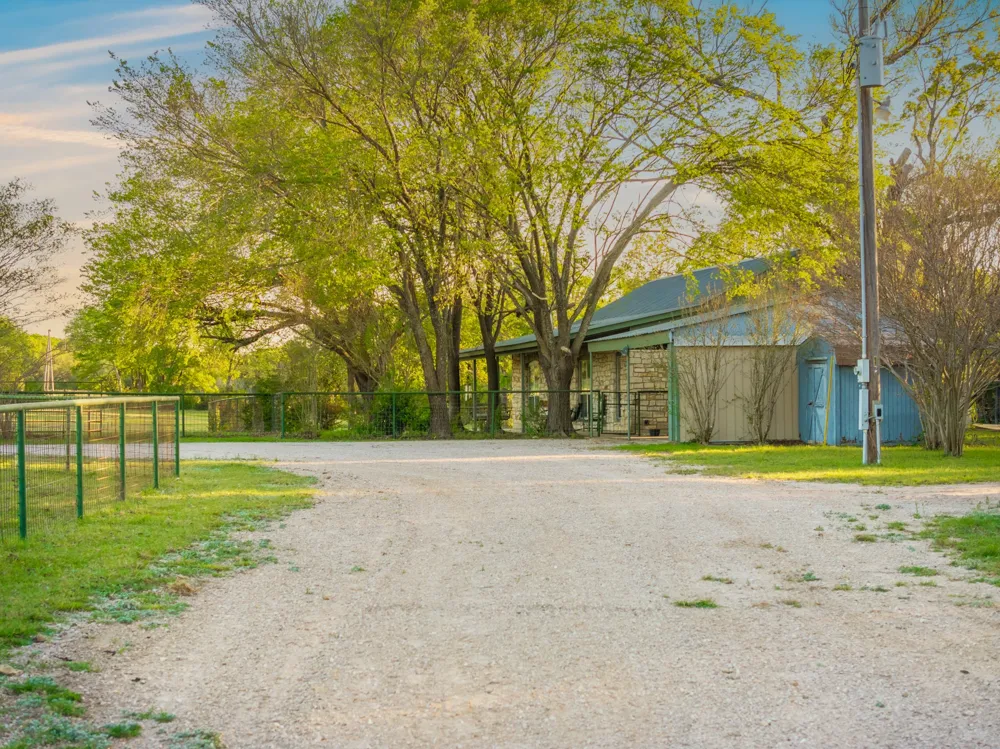 6234 S Fm 1174 Bertram, TX 78605
