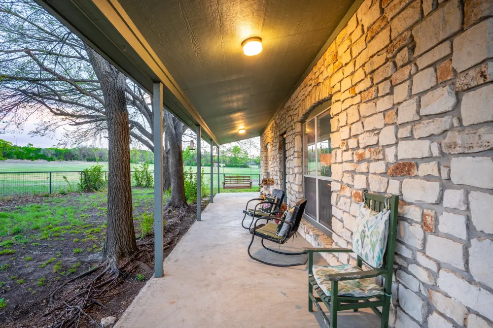6234 S Fm 1174 Bertram, TX 78605