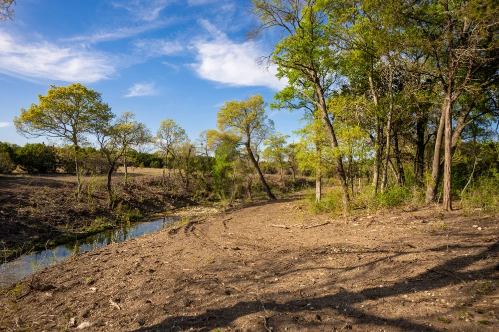 6234 S Fm 1174 Bertram, TX 78605