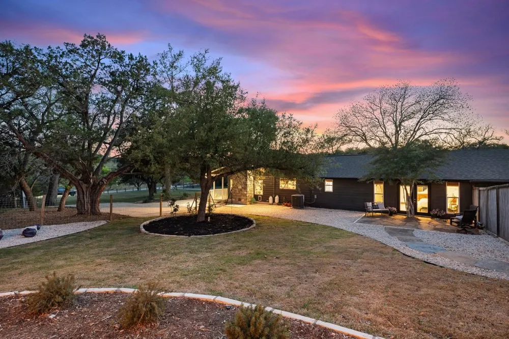 2800 River Road Wimberley, TX 78676