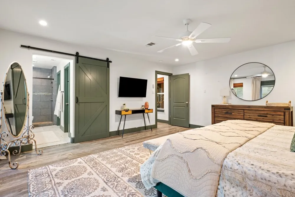 2800 River Road Wimberley, TX 78676