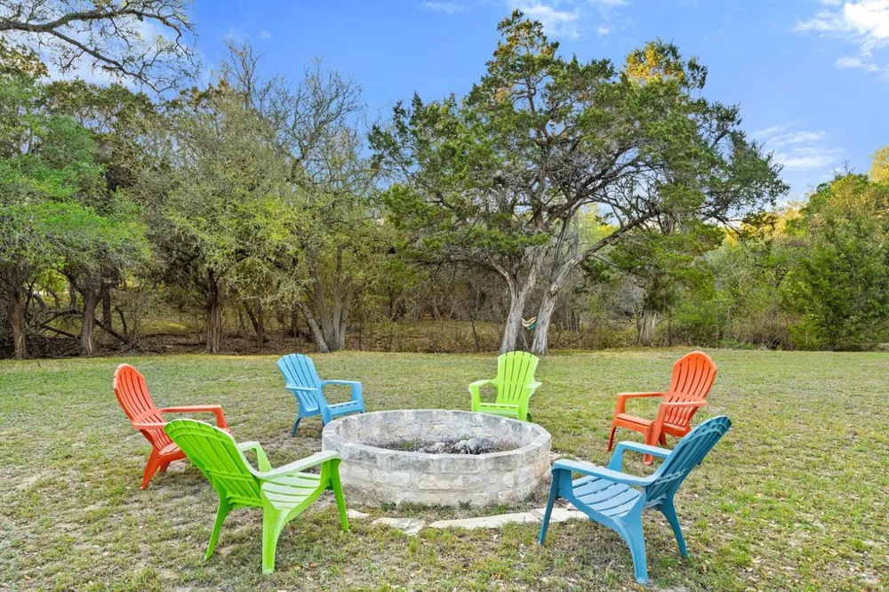 2800 River Road Wimberley, TX 78676
