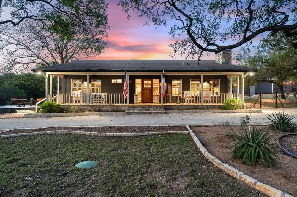 2800 River Road Wimberley, TX 78676