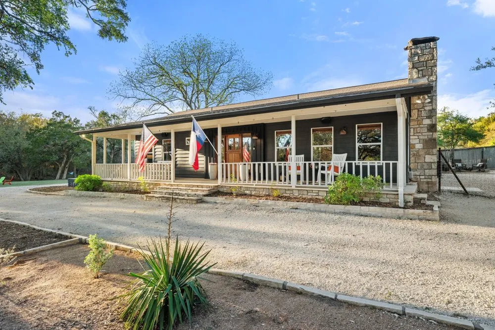 2800 River Road Wimberley, TX 78676