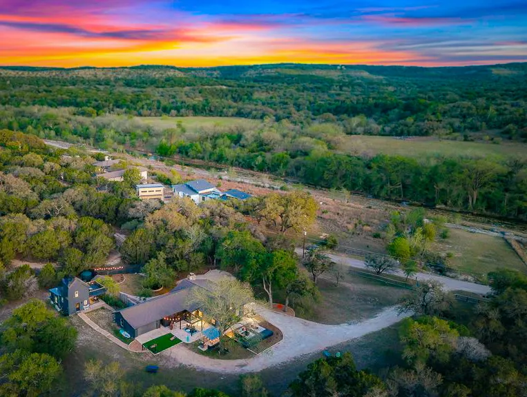 2800 River Road Wimberley, TX 78676