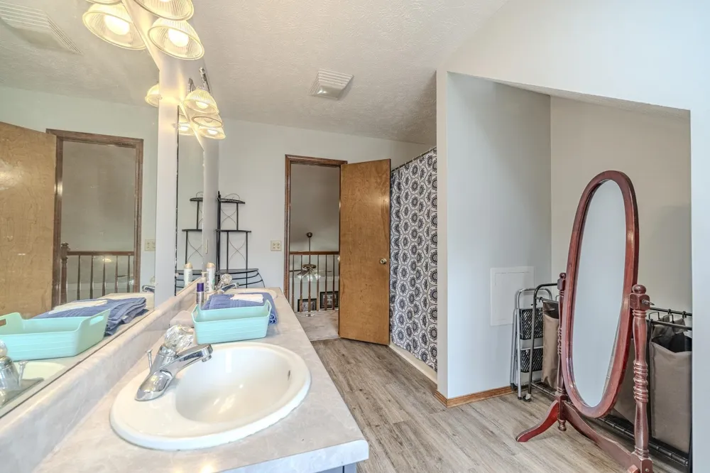 1896 PURDY BEAUTY HILL RD Bethel Springs, TN 38315