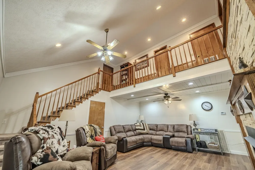 1896 PURDY BEAUTY HILL RD Bethel Springs, TN 38315