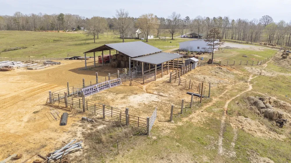 1896 PURDY BEAUTY HILL RD Bethel Springs, TN 38315