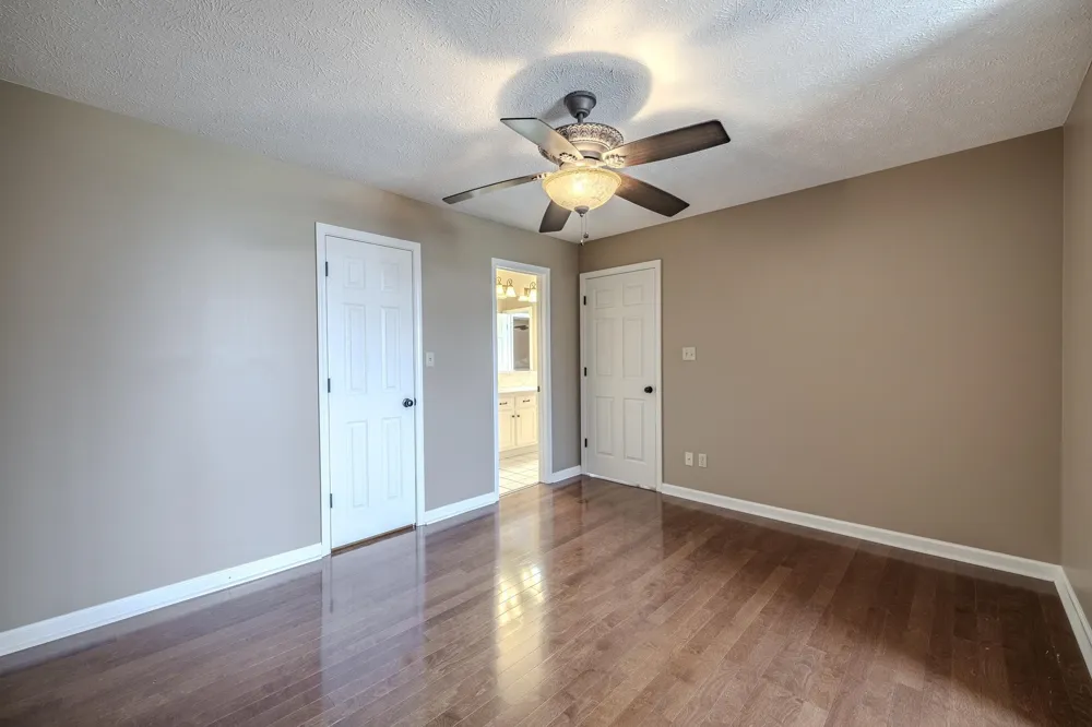 565 BOWEN DR Savannah, TN 38372