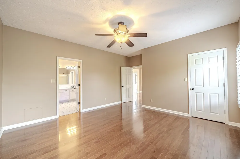 565 BOWEN DR Savannah, TN 38372