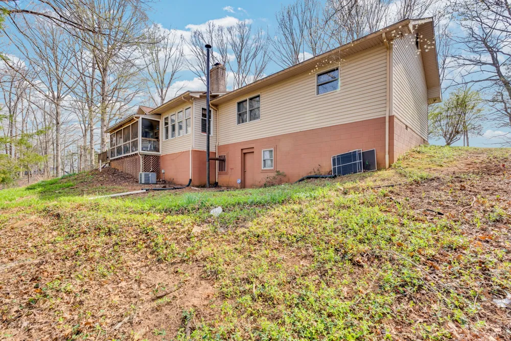 139 Bilbrey Rd Livingston, TN 38570